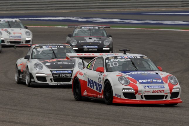 Kuba Giermaziak (PL) Porsche Mobil 1 Supercup Bahrain 2012