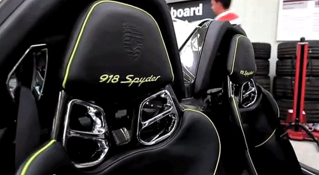 Vorhang auf der Porsche 918 Spyder DE YouTube.png4_Snapseed