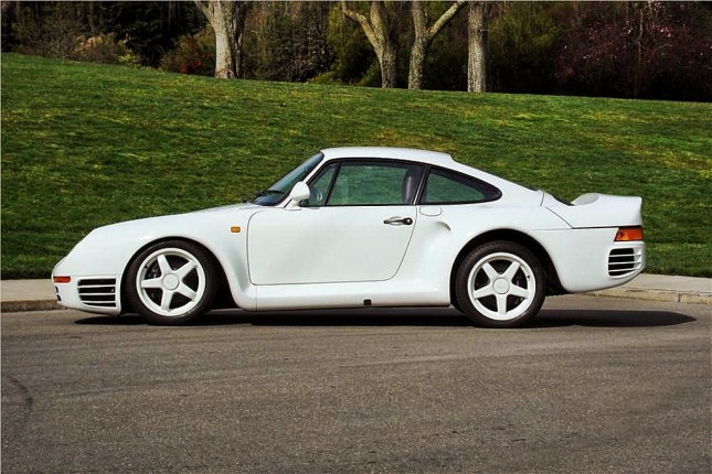 The Porsche 959 is one of the most memorable super sports cars of the 1980s. (Photo: Barrett-Jackson)