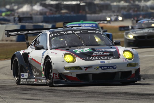 Porsche 911 GT3 RSR, Paul Miller Racing: Marco Holzer, Richard Lietz, Bryce Miller