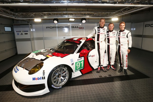 Porsche 911 RSR , Porsche AG Team Manthey: Joerg Bergmeister, Timo Bernhard, Patrick Pilet