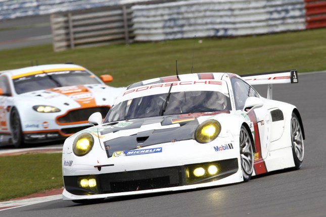 Porsche 911 RSR, Porsche AG Team Manthey- Marc Lieb, Richard Lietz, Romain Dumas
