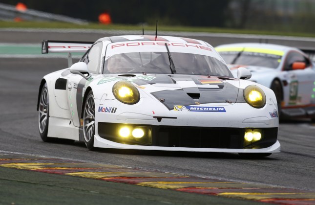 Porsche 911 RSR, Porsche AG Team Manthey: Marc Lieb, Richard Lietz, Romain Dumas