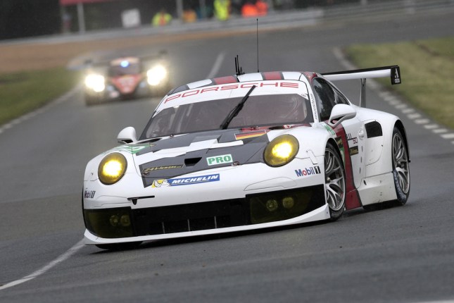 Porsche 911 RSR, Porsche AG Team Manthey: Marc Lieb, Richard Lietz, Romain Dumas