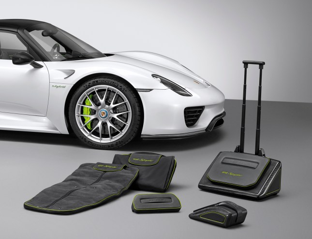 918 Spyder luggage set