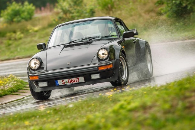 Tyre tests for classic Porsche cars: 911 Turbo (1983)